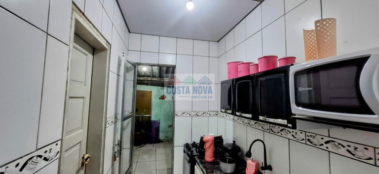 Imagem Casa com 1 Quarto à Venda, 80 m² Imagem Casa com 1 Quarto à Venda, 80 m²