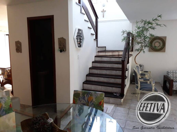 Imagem Casa com 4 Quartos à Venda, 247 m² em Centro - Guaratuba Imagem Casa com 4 Quartos à Venda, 247 m² em Centro - Guaratuba