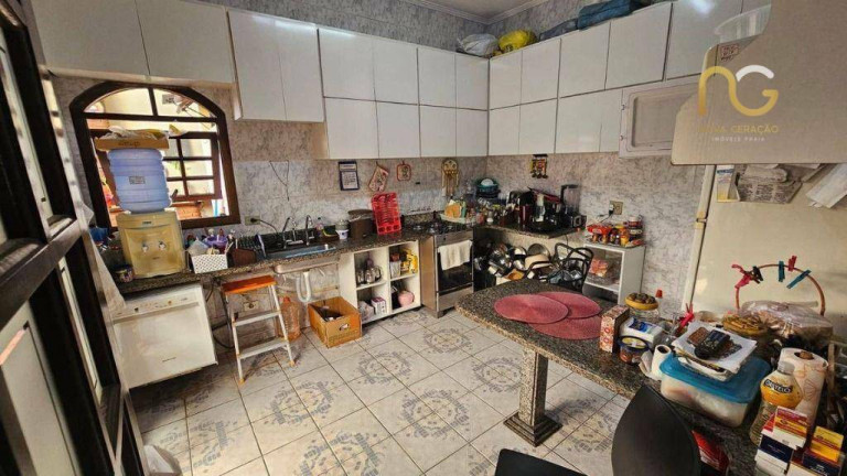 Imagem Casa com 3 Quartos à Venda, 165 m² em Canto Do Forte - Praia Grande Imagem Casa com 3 Quartos à Venda, 165 m² em Canto Do Forte - Praia Grande