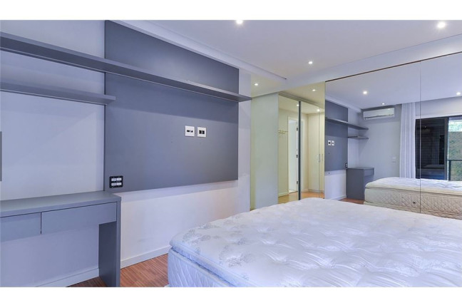 Imagem Imóvel com 3 Quartos à Venda, em Higienópolis - São Paulo Imagem Imóvel com 3 Quartos à Venda, em Higienópolis - São Paulo