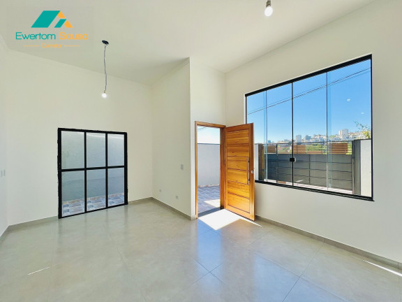 Imagem Casa com 3 Quartos à Venda, 99 m² em Nova Cerejeira - Atibaia Imagem Casa com 3 Quartos à Venda, 99 m² em Nova Cerejeira - Atibaia