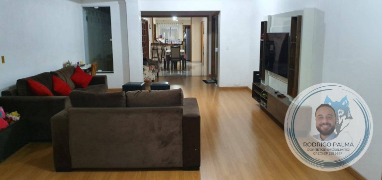 Imagem Casa com 3 Quartos à Venda, 225 m² em Jardim Portugal - São José Dos Campos