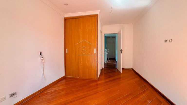 Imagem Casa de Condomínio com 5 Quartos à Venda, 203 m² em Campos Do Jordão Imagem Casa de Condomínio com 5 Quartos à Venda, 203 m² em Campos Do Jordão