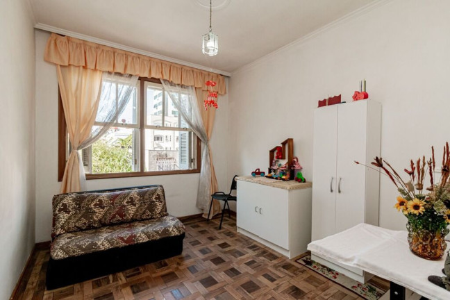 Imagem Apartamento com 4 Quartos à Venda, 104 m² em Menino Deus - Porto Alegre Imagem Apartamento com 4 Quartos à Venda, 104 m² em Menino Deus - Porto Alegre
