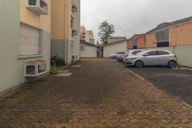 Imagem Apartamento com 2 Quartos à Venda, 52 m² em Sarandi - Porto Alegre