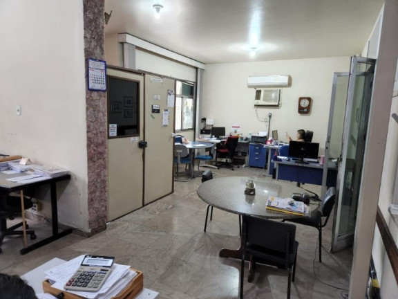 Imagem Imóvel com 3 Quartos à Venda, 220 m² em Jardim Vinte E Cinco De Agosto - Duque De Caxias