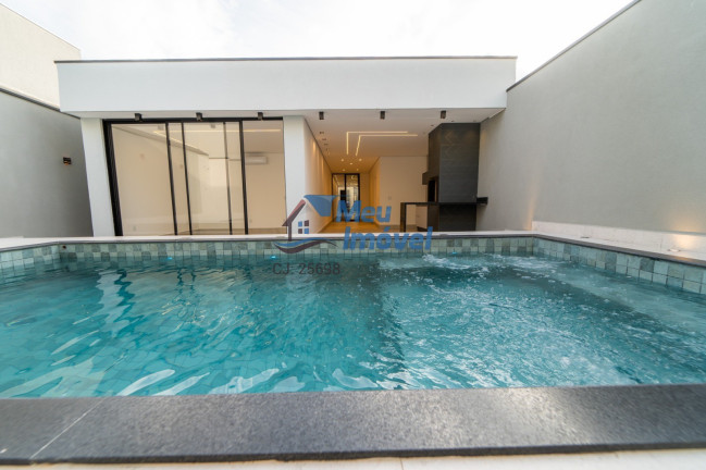 Imagem Casa com 4 Quartos à Venda, 280 m² em Setor Habitacional Arniqueira (águas Claras) - Brasília Imagem Casa com 4 Quartos à Venda, 280 m² em Setor Habitacional Arniqueira (águas Claras) - Brasília