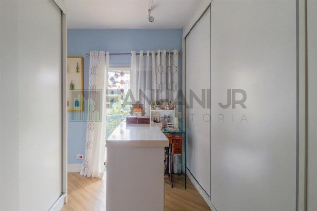 Imagem Imóvel com 4 Quartos para Alugar, 197 m² em Itaim Bibi - São Paulo Imagem Imóvel com 4 Quartos para Alugar, 197 m² em Itaim Bibi - São Paulo