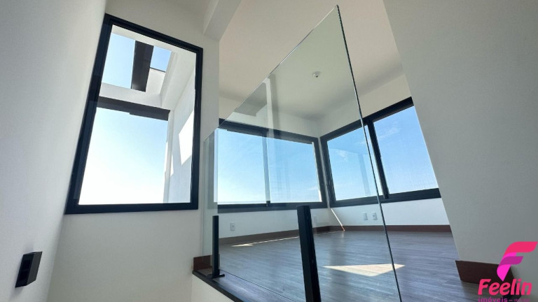 Imagem Casa com 3 Quartos à Venda, 163 m² em Campeche - Florianópolis Imagem Casa com 3 Quartos à Venda, 163 m² em Campeche - Florianópolis