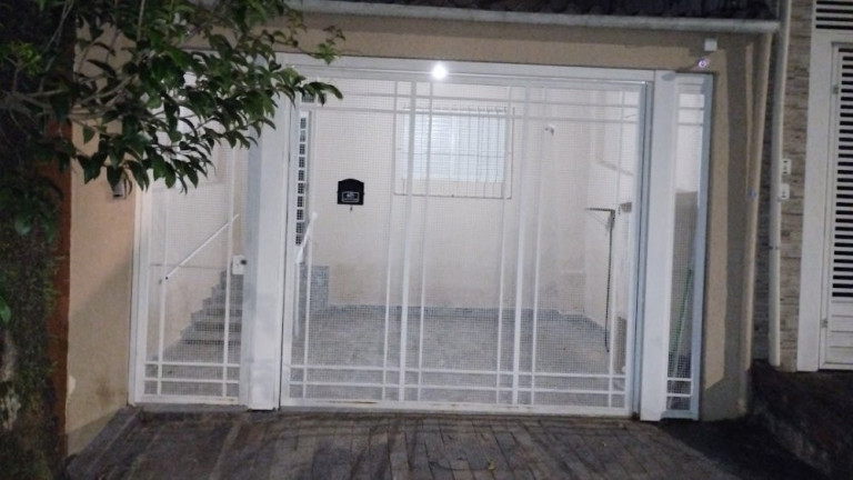 Imagem Casa com 2 Quartos à Venda, 82 m² em Vila Antonieta - São Paulo Imagem Casa com 2 Quartos à Venda, 82 m² em Vila Antonieta - São Paulo