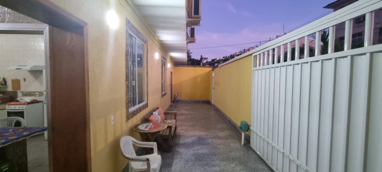 Imagem Casa com 4 Quartos à Venda, 107 m² em Ramos - Rio De Janeiro