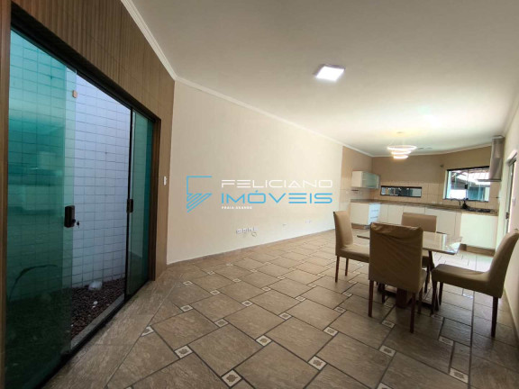Imagem Casa com 3 Quartos à Venda, 277 m² em Canto Do Forte - Praia Grande Imagem Casa com 3 Quartos à Venda, 277 m² em Canto Do Forte - Praia Grande