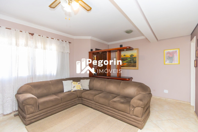 Imagem Casa com 3 Quartos à Venda, 183 m² em Cajuru - Curitiba