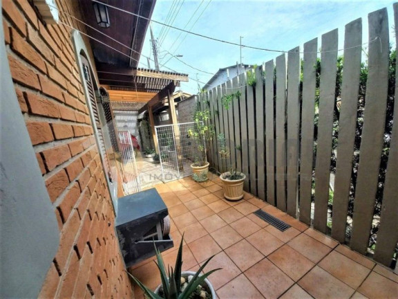 Imagem Casa com 1 Quarto à Venda, 104 m² Imagem Casa com 1 Quarto à Venda, 104 m²