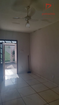 Imagem Casa com 3 Quartos à Venda, 203 m² em Tomba - Feira De Santana Imagem Casa com 3 Quartos à Venda, 203 m² em Tomba - Feira De Santana