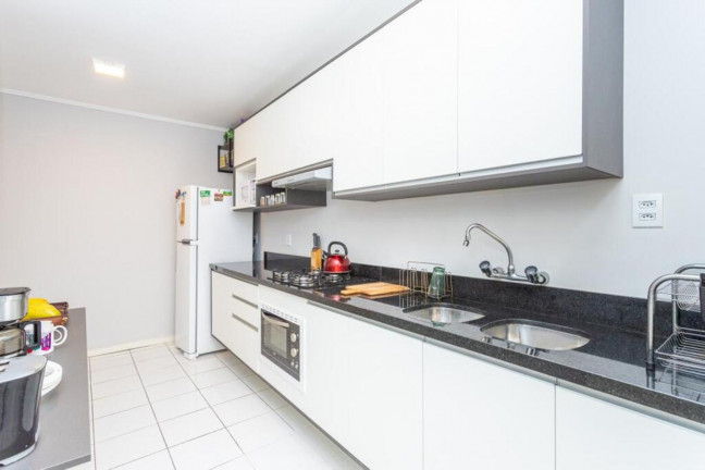 Imagem Imóvel com 2 Quartos à Venda, 84 m² em Menino Deus - Porto Alegre Imagem Imóvel com 2 Quartos à Venda, 84 m² em Menino Deus - Porto Alegre