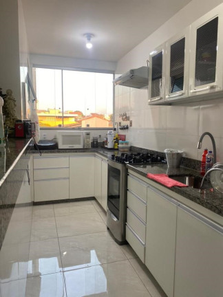 Imagem Imóvel com 3 Quartos à Venda, 94 m² em Santa Terezinha - Belo Horizonte Imagem Imóvel com 3 Quartos à Venda, 94 m² em Santa Terezinha - Belo Horizonte
