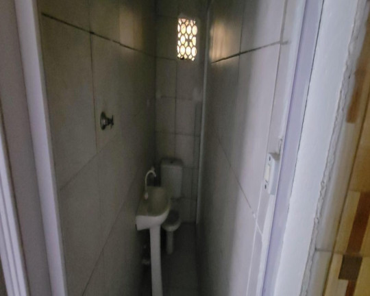 Imagem Casa com 21 Quartos à Venda, 750 m² em Ramos - Rio De Janeiro