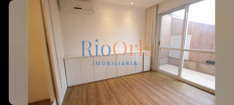 Imagem Cobertura com 3 Quartos à Venda, 200 m² em Barra Da Tijuca - Rio De Janeiro