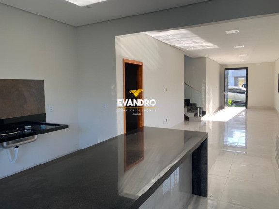 Imagem Casa com 4 Quartos à Venda, 145 m² em Condomínio Primor Das Torres - Cuiabá Imagem Casa com 4 Quartos à Venda, 145 m² em Condomínio Primor Das Torres - Cuiabá