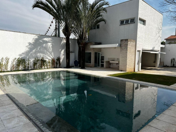 Casa com 3 Quartos para Alugar, 850 m² em Jardim América - São Paulo