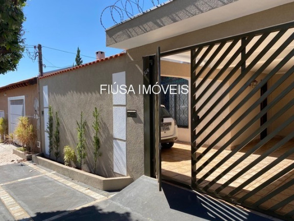Casa com 3 Quartos à Venda,  em Jardim Castelo Branco - Ribeirão Preto