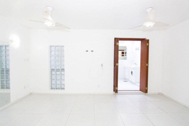 Imagem Apartamento com 1 Quarto à Venda, 60 m² em Centro Histórico - Porto Alegre Imagem Apartamento com 1 Quarto à Venda, 60 m² em Centro Histórico - Porto Alegre