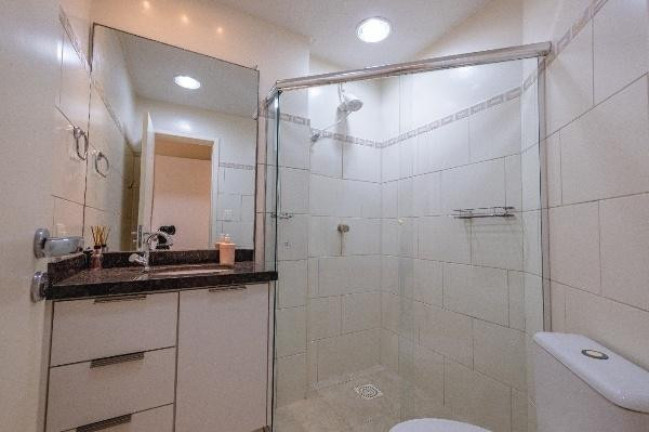 Imagem Sobrado com 3 Quartos para Alugar, 160 m² em Cachoeira Do Bom Jesus - Florianópolis