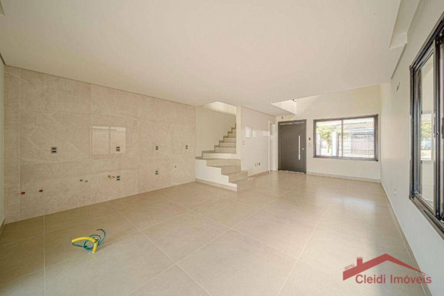 Imagem Casa com 3 Quartos à Venda, 161 m² em Saguaçu - Joinville Imagem Casa com 3 Quartos à Venda, 161 m² em Saguaçu - Joinville
