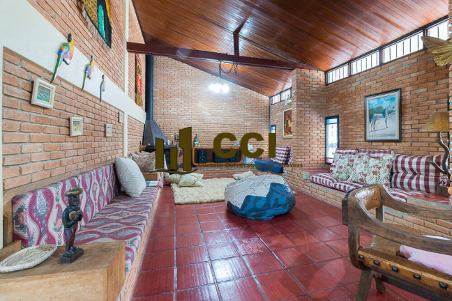 Imagem Chácara com 3 Quartos à Venda, 372 m² em Triângulo Azul - São Lourenço Da Serra