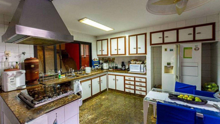 Imagem Casa com 4 Quartos à Venda, 300 m² em São Francisco - Niterói Imagem Casa com 4 Quartos à Venda, 300 m² em São Francisco - Niterói