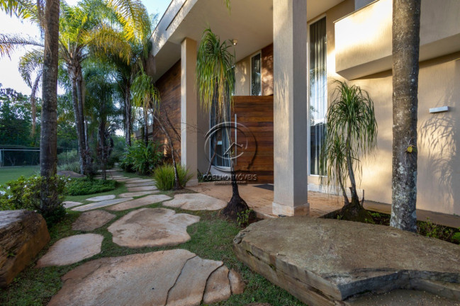 Imagem Casa com 4 Quartos à Venda, 1.300 m² em Park Way - Brasília Imagem Casa com 4 Quartos à Venda, 1.300 m² em Park Way - Brasília