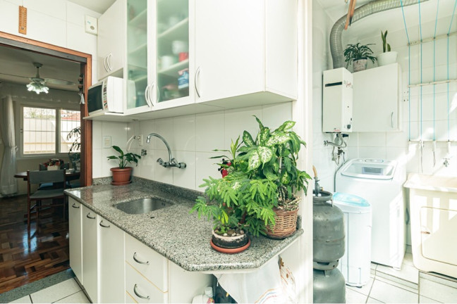 Imagem Apartamento com 2 Quartos à Venda, 58 m² em Vila Ipiranga - Porto Alegre Imagem Apartamento com 2 Quartos à Venda, 58 m² em Vila Ipiranga - Porto Alegre
