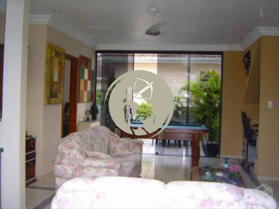 Imagem Casa com 3 Quartos à Venda, 240 m² em Gonzaga - Santos Imagem Casa com 3 Quartos à Venda, 240 m² em Gonzaga - Santos