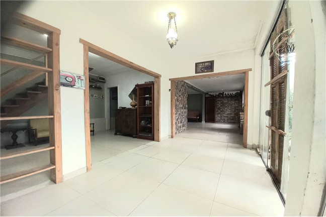 Imagem Casa com 2 Quartos à Venda, em Jardim Sabará - Porto Alegre Imagem Casa com 2 Quartos à Venda, em Jardim Sabará - Porto Alegre