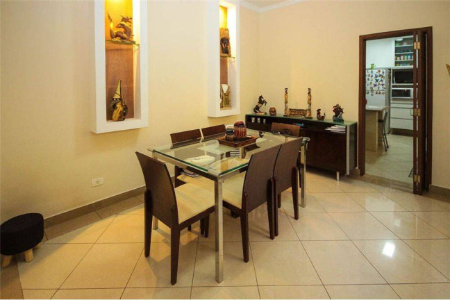 Imagem Casa com 2 Quartos à Venda, 180 m² em São Paulo Imagem Casa com 2 Quartos à Venda, 180 m² em São Paulo