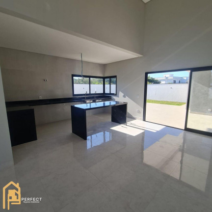 Imagem Casa com 4 Quartos à Venda, 186 m² em Bairro Do Grama - Caçapava Imagem Casa com 4 Quartos à Venda, 186 m² em Bairro Do Grama - Caçapava