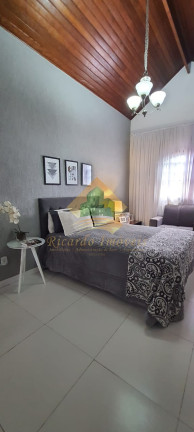 Imagem Casa com 4 Quartos à Venda, 170 m² em Centro - Ubatuba Imagem Casa com 4 Quartos à Venda, 170 m² em Centro - Ubatuba