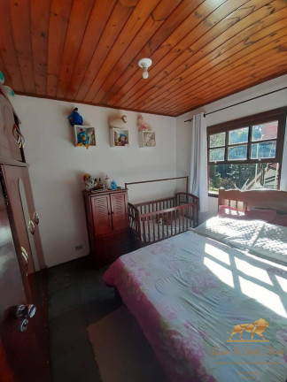 Imagem Casa com 2 Quartos à Venda, 1.000 m² em Recanto Araucária - Campos Do Jordão Imagem Casa com 2 Quartos à Venda, 1.000 m² em Recanto Araucária - Campos Do Jordão