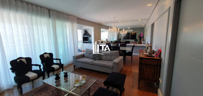 Imagem Imóvel com 3 Quartos à Venda, 183 m² em Cambuí - Campinas Imagem Imóvel com 3 Quartos à Venda, 183 m² em Cambuí - Campinas