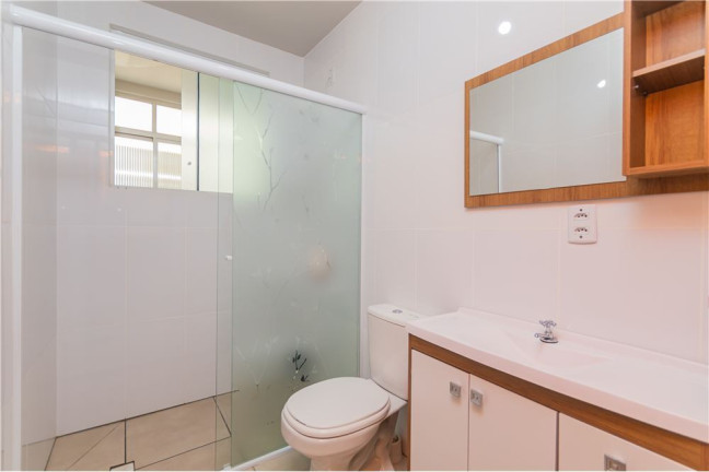 Imagem Imóvel com 2 Quartos à Venda, em Menino Deus - Porto Alegre Imagem Imóvel com 2 Quartos à Venda, em Menino Deus - Porto Alegre
