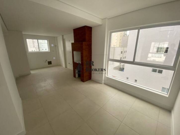 Apartamento com 3 Quartos para Alugar, 97 m² em Centro - Balneário Camboriú