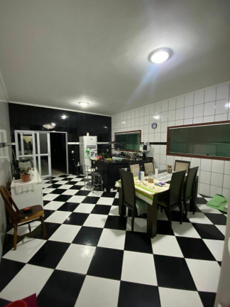 Imagem Casa com 2 Quartos à Venda, 250 m² em Pedregulho - Guaratinguetá Imagem Casa com 2 Quartos à Venda, 250 m² em Pedregulho - Guaratinguetá