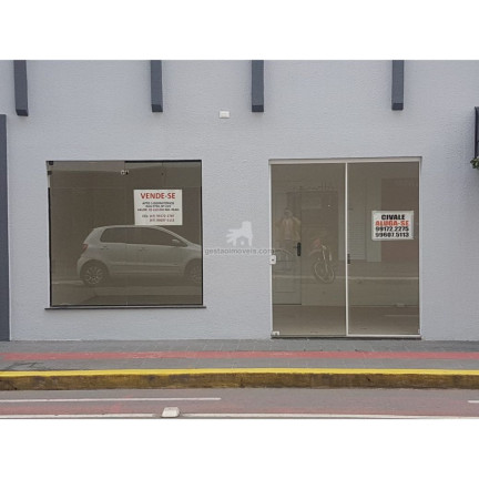 Sala Comercial à Venda, 42 m² em Centro - Balneário Camboriú