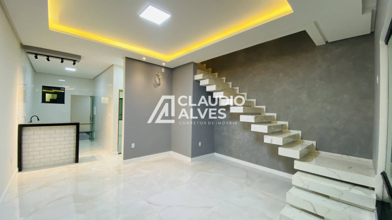 Imagem Casa com 4 Quartos à Venda, 150 m² em João Paulo - Feira De Santana Imagem Casa com 4 Quartos à Venda, 150 m² em João Paulo - Feira De Santana
