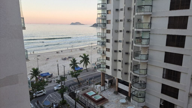 Imagem Imóvel com 3 Quartos à Venda, 160 m² em Pitangueiras - Guarujá Imagem Imóvel com 3 Quartos à Venda, 160 m² em Pitangueiras - Guarujá