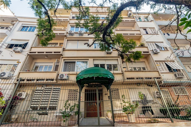 Imagem Imóvel com 1 Quarto à Venda, em Bom Fim - Porto Alegre Imagem Imóvel com 1 Quarto à Venda, em Bom Fim - Porto Alegre