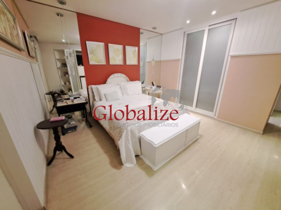Imagem Imóvel com 4 Quartos à Venda, 345 m² em Gonzaga - Santos Imagem Imóvel com 4 Quartos à Venda, 345 m² em Gonzaga - Santos