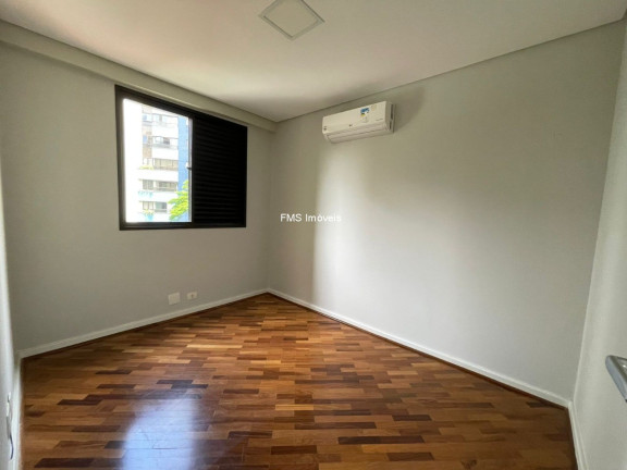 Imagem Imóvel com 3 Quartos para Alugar, 136 m² em Vila Nova Conceição - São Paulo Imagem Imóvel com 3 Quartos para Alugar, 136 m² em Vila Nova Conceição - São Paulo