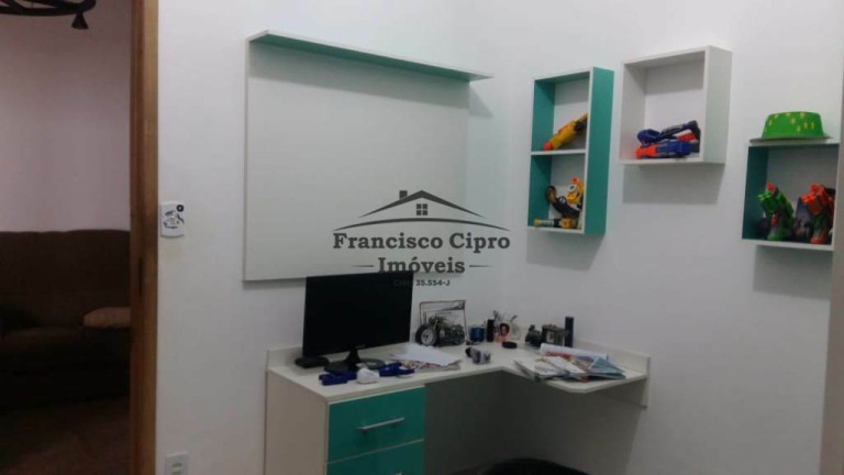 Imagem Casa com 3 Quartos à Venda, 250 m² em Quilombo - Cachoeira Paulista Imagem Casa com 3 Quartos à Venda, 250 m² em Quilombo - Cachoeira Paulista